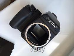 CONTAX 645 + Phase One H10 + Zeiss 3.5/55 + MF-1 prism + MFB-1 back + MFB-1A
