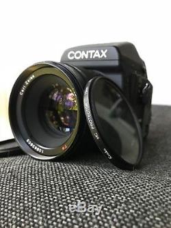 Contax 645 with Carl Zeiss Planar 80mm f/2 and 120 film back