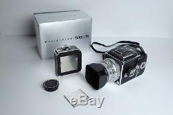 Hasselblad 500 CM + 80mm 2.8 + extra back + free film