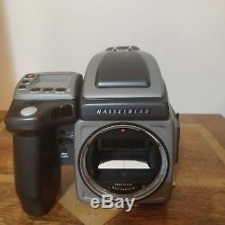 Hasselblad H1 Medium Format Camera + HM 16-32 Film Back Clean Example