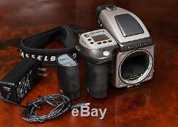 Used Hasselblad H3DII-39 with 39Mpix digital back, Camera Body Needs Service H3D